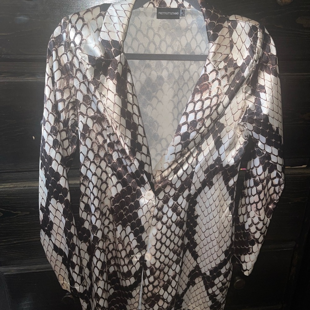 Pretty Little Thing Blazer